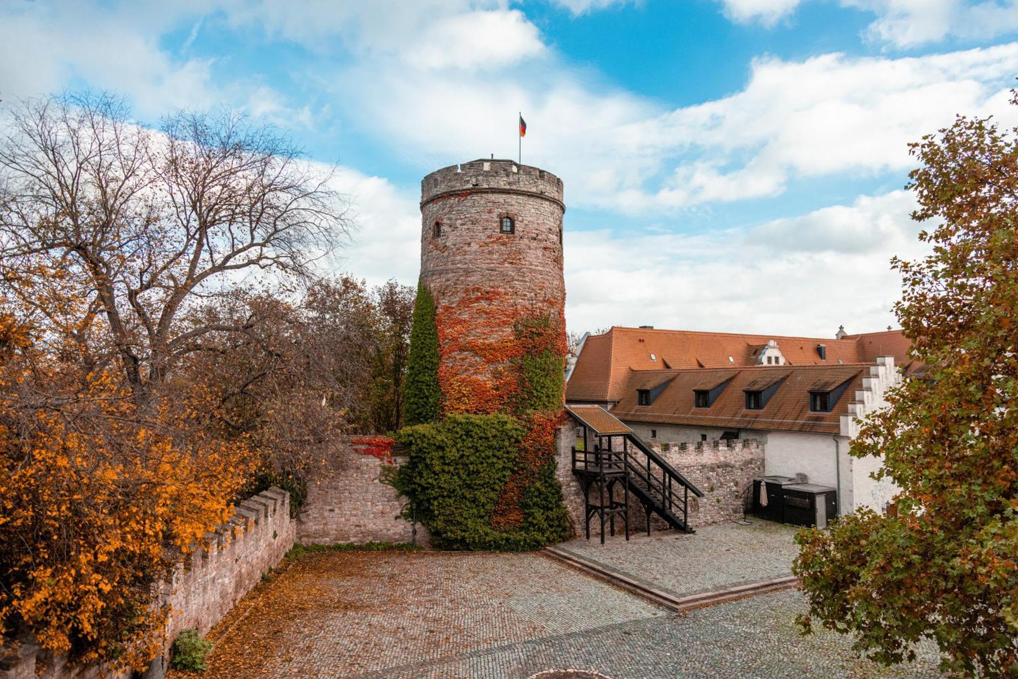 Hotel Schloss Schkopau ภายนอก รูปภาพ
