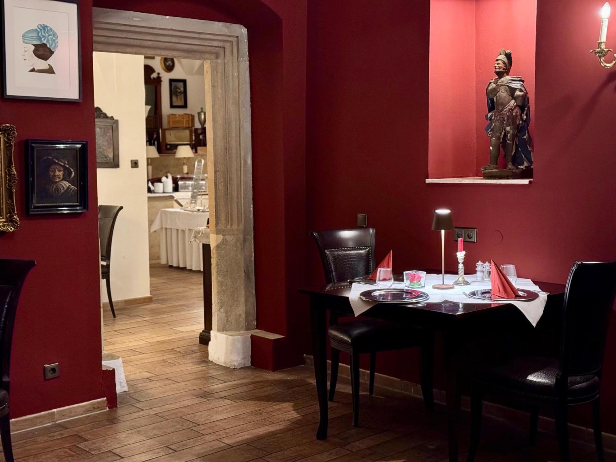 Hotel Schloss Schkopau ภายนอก รูปภาพ